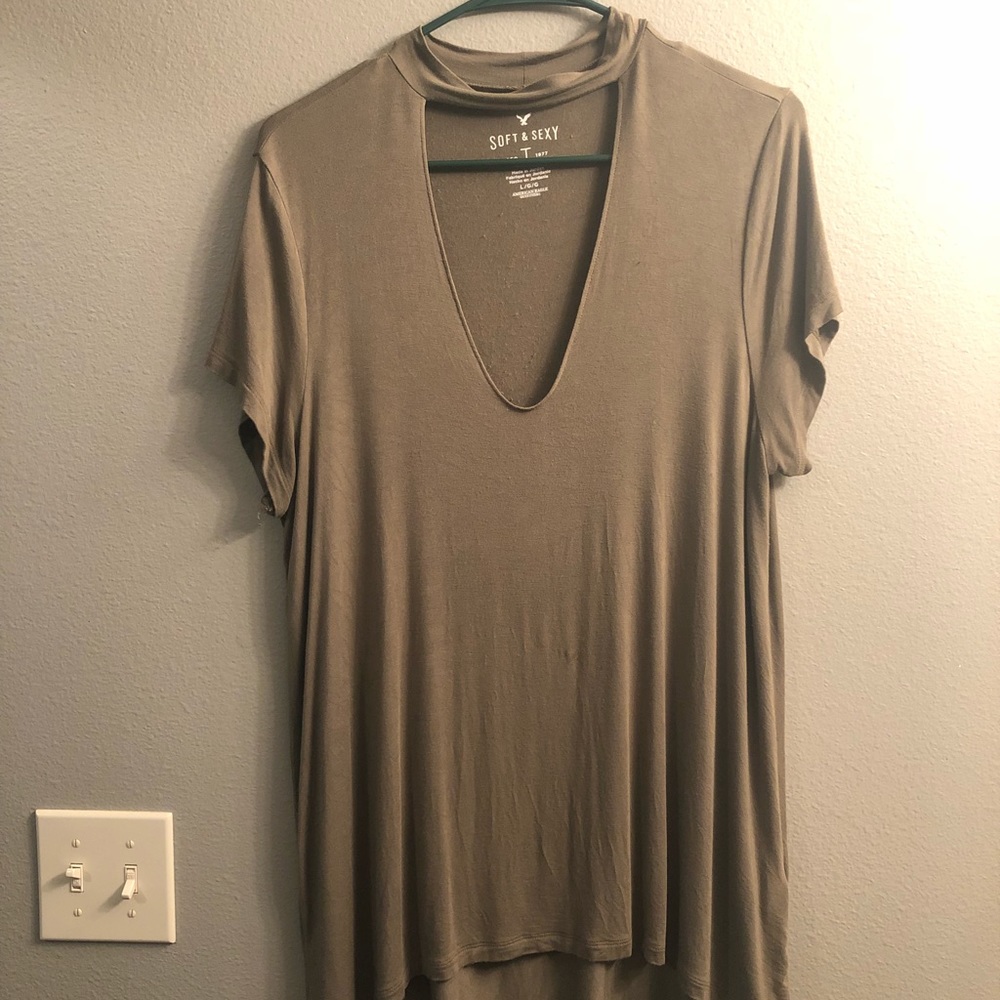American Eagle soft and sexy T with cut out